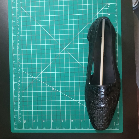 Woven Black Loafers with side cutouts; Size 10M; Sesto Miuccia made in Italy - Picture 6 of 7